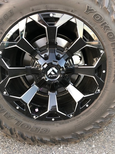 プラド、ハイラックス等 フューエルオフロード ヨコハマジオランダー