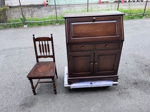 Q177s【手渡しのみ】ハンドメイド家具　ライティングデスク　椅子　中古　/20