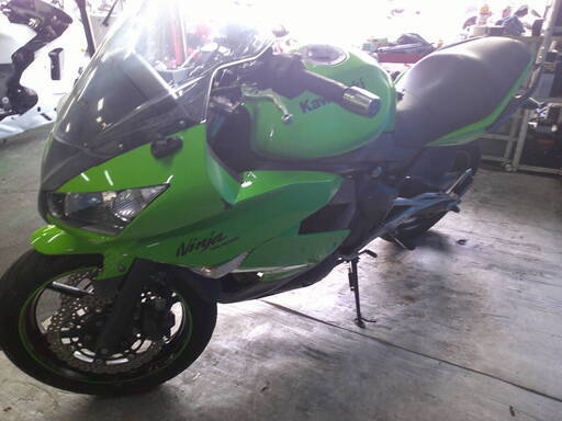 KAWASAKI ニンジャ400R 緑 車検予備検対応車 半額配送キャンペーン
