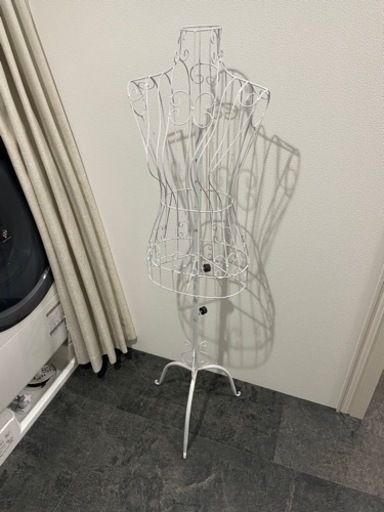 ワイヤーマネキン
