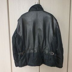 ヒューゴボス　ＢＯＳＳ　イタリー製 9割引きにします。高級ライダーズジャケット ヒューゴボス BOSS イタリー製 9割引きにします。