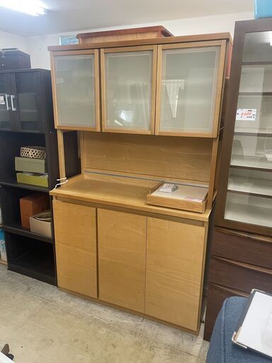 リサイクルショップどりーむ荒田店 No12825 キッチンボード　モリタインテリア工業　大き目　洒落な木目