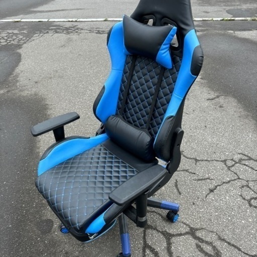 美品 スイートデコレーション購入 フットレスト付き ゲーミングチェア ブルー