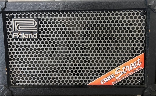 【売り切れ】 Roland CUBE Street アンプ　電池駆動