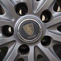 スタッドレスタイヤホイールセット　215/65/16　アルファード　ヴェルファイア