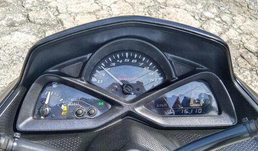 商談中です。ヤマハ S-MAX (マジェスティS155）走行約16200km 24番目の