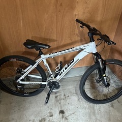 マウンテンバイク 26インチ
  