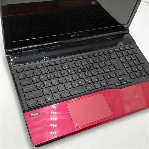 富士通新品SSD搭載赤ノートパソコン8GBカメラ付Windows11