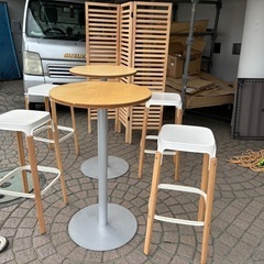 イタリア高級家具、丸テーブル、仕切りセット！！