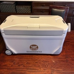 クーラーボックス　シマノ　スペーザ　キャスター
