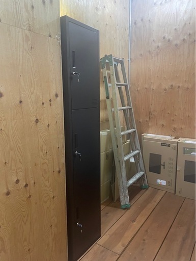 ３人用シリンダー錠ロッカー（23区内限定配送付き）