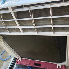 ☆中古￥26,800！SHARP　6畳用2.2kwルームエアコン　家電　2019年製　AC-22JFT型　【BG196】