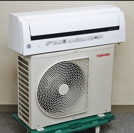 【お取引中\n】(36)TOSHIBA【RAS-J221M】東芝 マジック洗浄熱交換器 ルームエアコン おもに6畳用 2022年製 取付販売