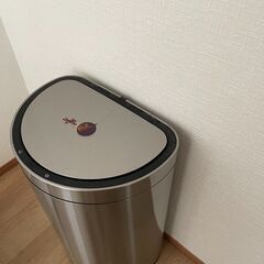 無料　ジャンク　センサーゴミ箱