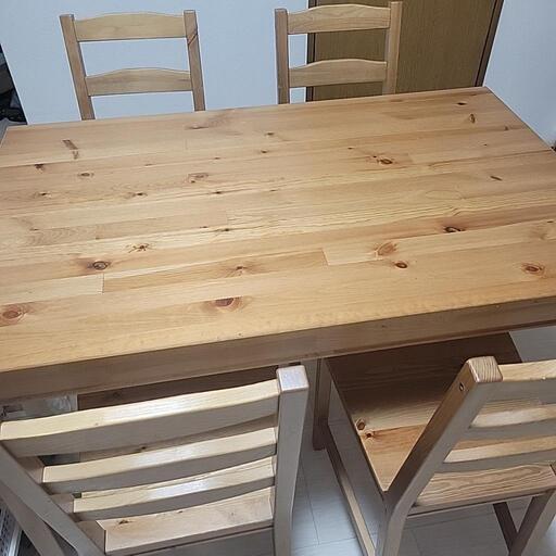 IKEAダイニングテーブル