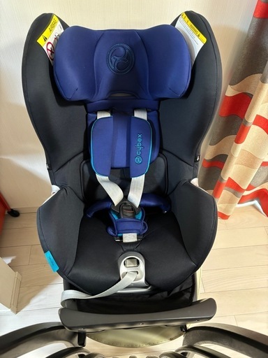 ドイツのcybex社　シローナ　チャイルドシート