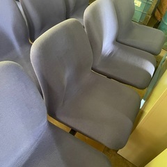内田洋行 ロビーチェア 4連 肘なしタイプ 布張りUT-60 中古品① 【