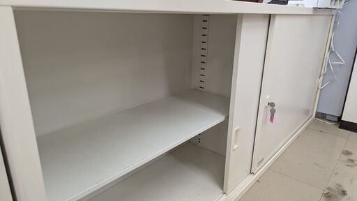書庫　ロッカー　オフィス用　棚　鍵付き　②