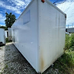 G10. 【格安】横扉付 4トンパネルコンテナ 幅226cm長さ635cm高さ