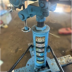 高床ミッションジャッキ　長崎ジャッキ　ML-800 ミッションリフト②