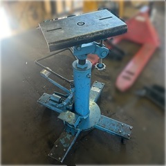 高床ミッションジャッキ　長崎ジャッキ　ML-800 ミッションリフト②