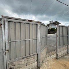ガレージ等の門扉売ります