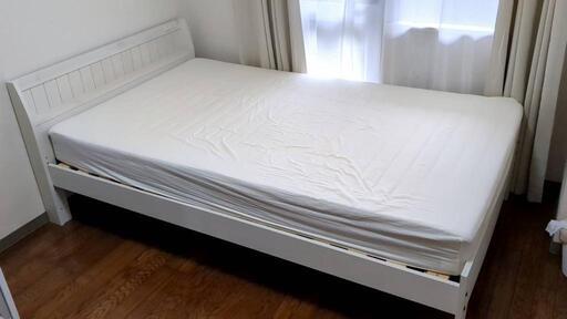 【中古】NITORI　セミダブルベッド