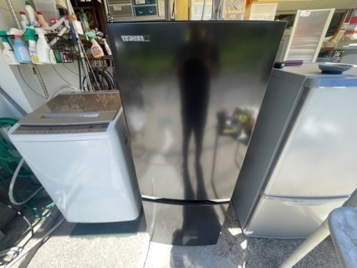 【リサイクルサービス八光】2021年製　東芝　冷蔵庫 （153L・右開き） 2ドア  セミマットブラック GR-S15BS（K）