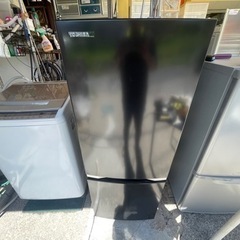 リサイクルサービス八光】2021年製 東芝 冷蔵庫 （153L・右開き） 2