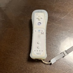 ニンテンドー　Wii リモコン　シリコンカバー付き