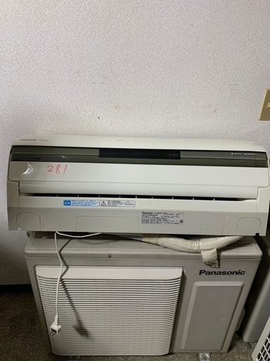 ルームエアコン