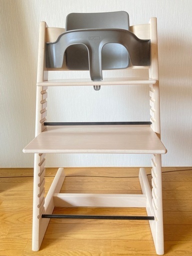 美品！STOKKE トリップトラップ　ホワイトウォッシュ ベビーガードセット