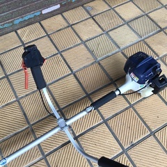 マルヤマ　草刈り機　エコエンジン軽量タイプ　整備済み　肩ベルト付き