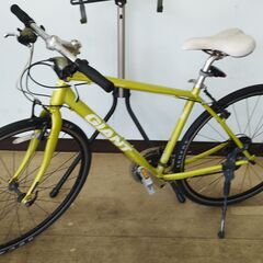 GIANT　エスケープR3　クロスバイク　ジャイアント