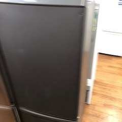 安心の6ヶ月保証付！！【Panasonic 2ドア冷蔵庫　NR-B17DW 2020年製　168L キズ、スレ有り】売ります！取りに来れる方限定！