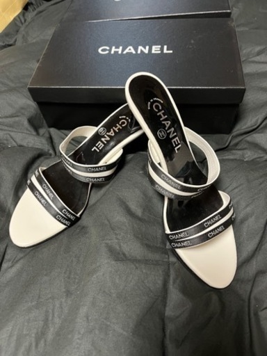 CHANELミュール