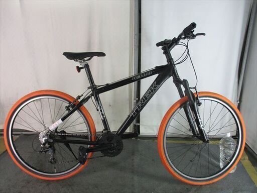 Ｄ665　★24800円★整備済み スポーツ中古自転車 TREK　4300【クロスバイク　黒　26インチ】