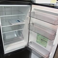 セール中につき、通常特価32,978円より10％引きの29,680円!　TOSHIBA　東芝　ノンフロン冷凍冷蔵庫　153L　GR-T15BS　2ドア冷蔵庫　黒　ブラック　2022年製