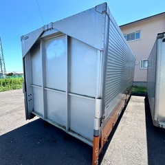 Y6. 4 トン箱ウイング 247cm×595cm×231cm コンテナ 物置 倉庫 アルミ箱