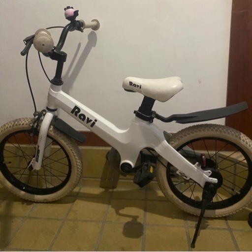 子供　自転車　16インチ　補助輪付　Ravi ラビ