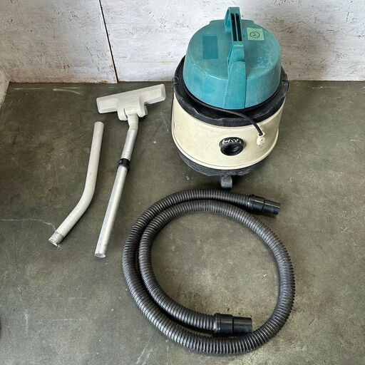 【makita】 マキタ 乾湿両用 集塵機 業務用 100V 建築 現場 DIY マキタ工具 ② Y0145
