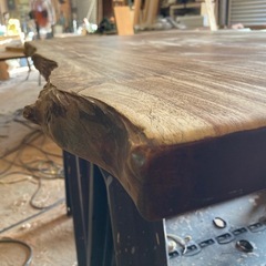 【希少】花梨／カリン／一枚板／耳つき／スポルテッド