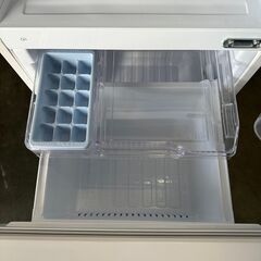 【MITSUBISHI】 三菱 2ドア 冷凍冷蔵庫  容量146L 冷蔵100L 冷凍46L MR-P15H-W 2023年製 ① Y0146