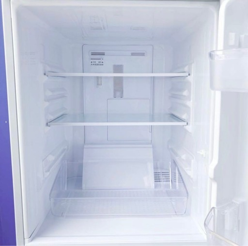 予約中】大人気SHARP左右付け替え可能ドア！おしゃれシルバー冷蔵庫