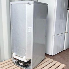 【予約中】大人気SHARP左右付け替え可能ドア！おしゃれシルバー冷蔵庫