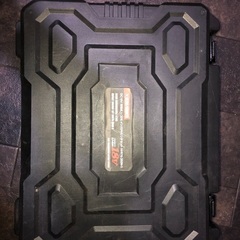 バッテリー式　18V インパクトレンチ