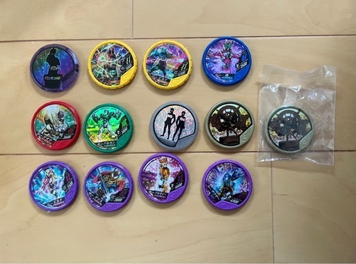13枚セット　仮面ライダー　ブットバソウル　メダル
