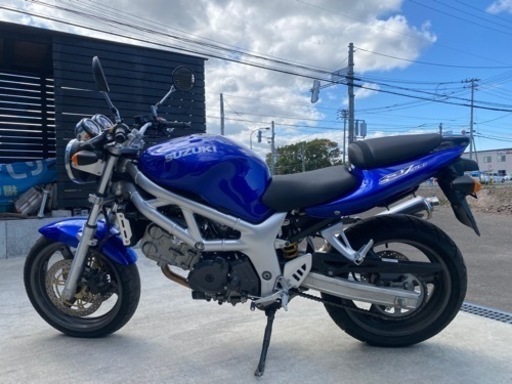 走行距離1,700km！スズキ SV400 ネイキッド バイク 石狩札幌 走行距離1,700km！スズキ SV400 ネイキッド バイク 石狩札幌