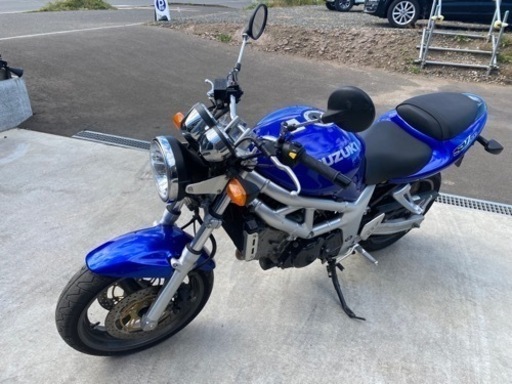 走行距離1,700km！スズキ SV400 ネイキッド バイク 石狩札幌 堂々と