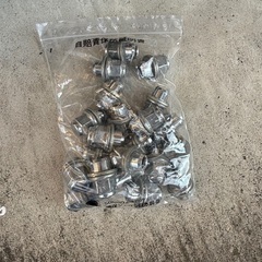 50プリウス前期　純正17インチホイール、タイヤ、ナット